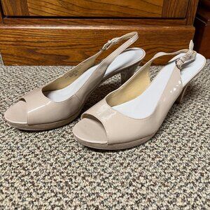 Women's Nine West Cream Tan Sandal Heels Size 10M
